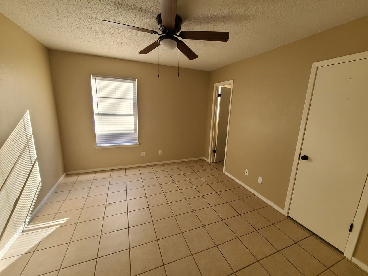 1237 Tres Rios Dr - Photo 6 of 16