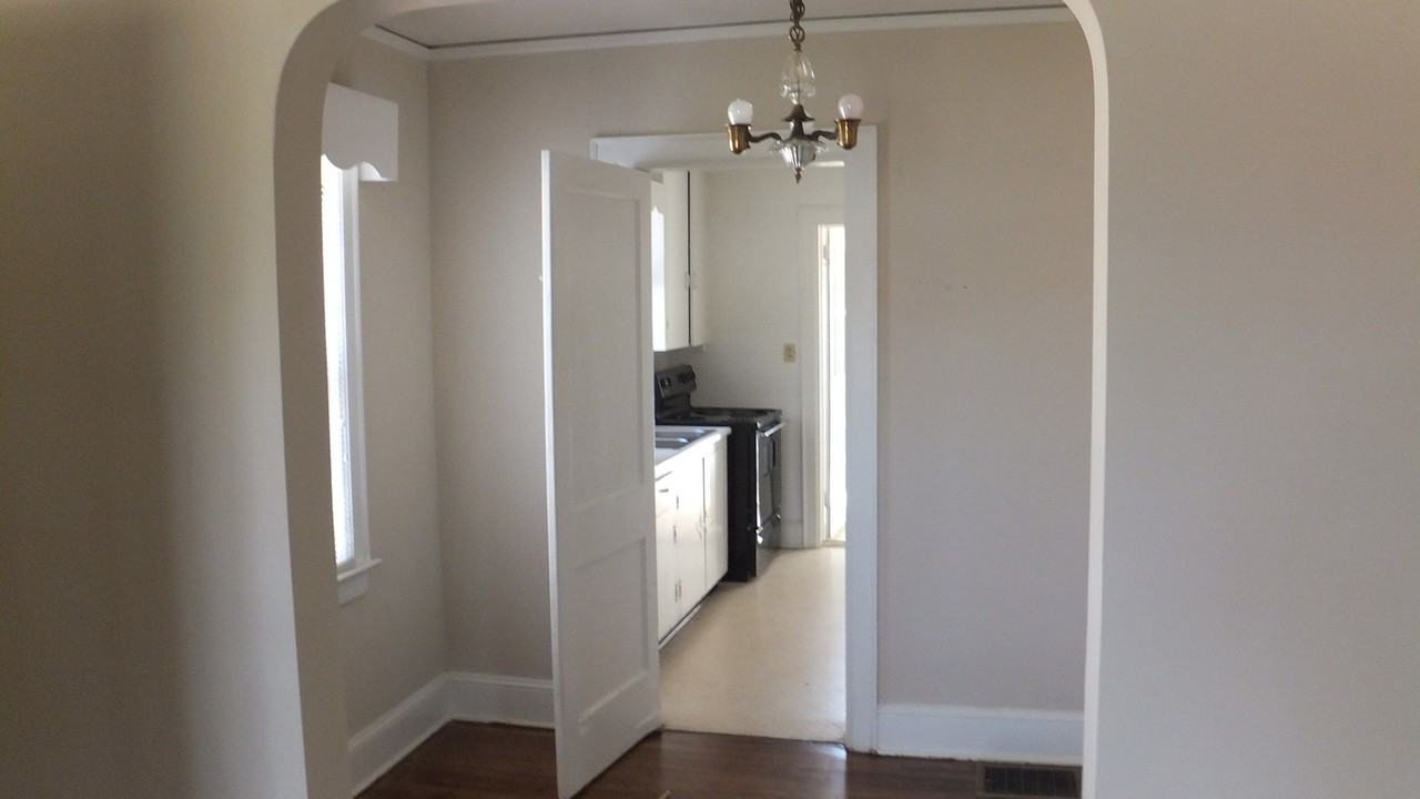 1336 Saint Julien St - Photo 4 of 9