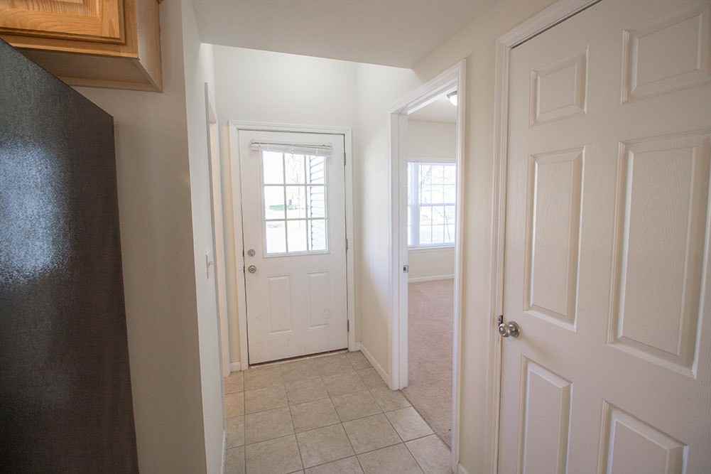 1930 Center St - Photo 2 of 44