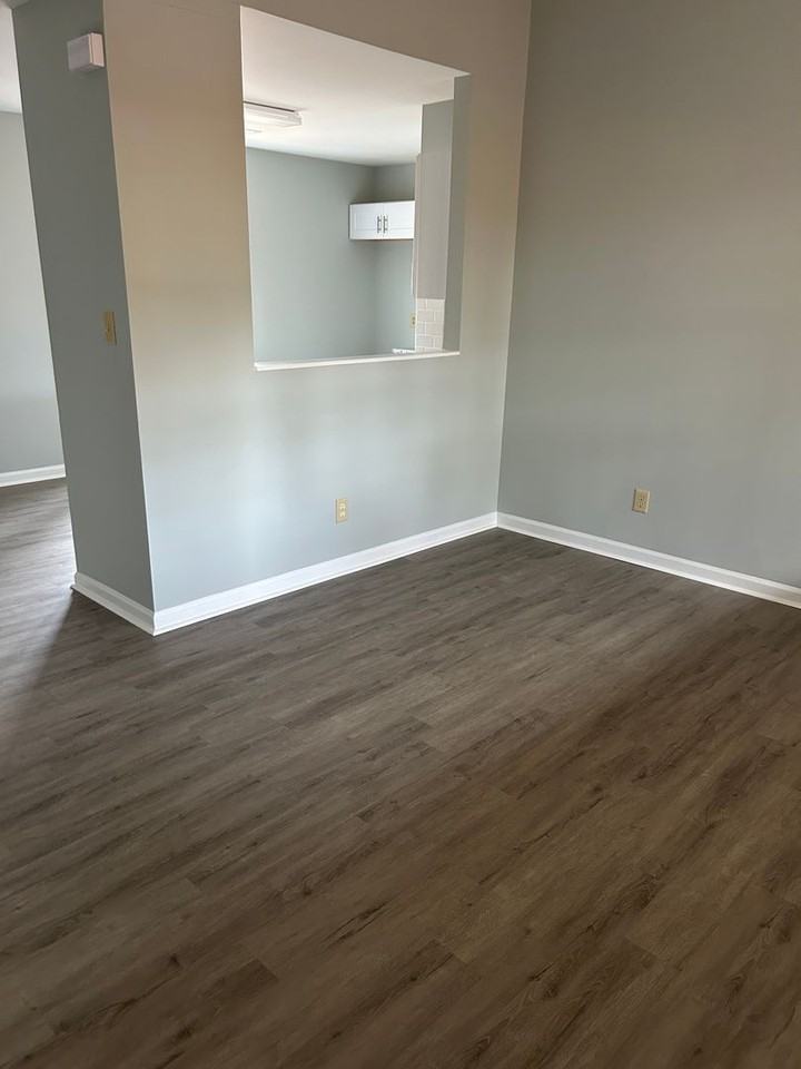 122 Windsong Rd - Photo 7 of 12