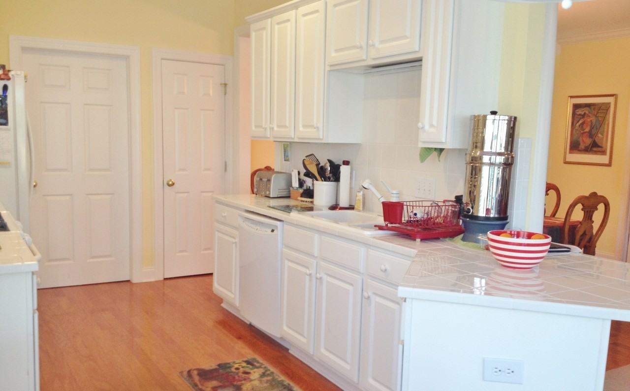 1009 N Sanderling Dr - Photo 6 of 18