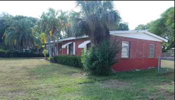 featured image of 4379 Neptune Dr Se