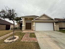 featured image of 2421 Lucia Ct