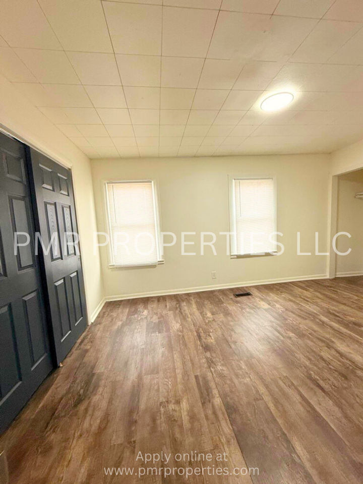 315 N 8th St - Photo 6 of 9