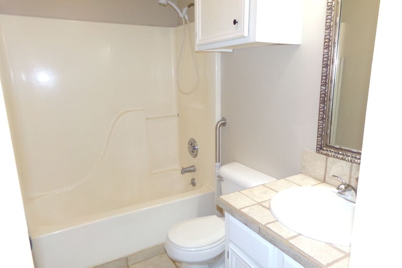 1520 W Kentucky Ave - Photo 2 of 14