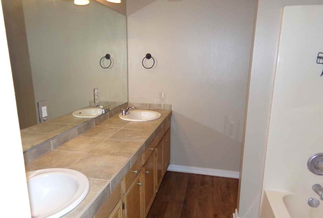 1520 W Kentucky Ave - Photo 7 of 14