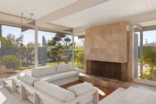 10347 Cozycroft Ave - Photo 1 of 1