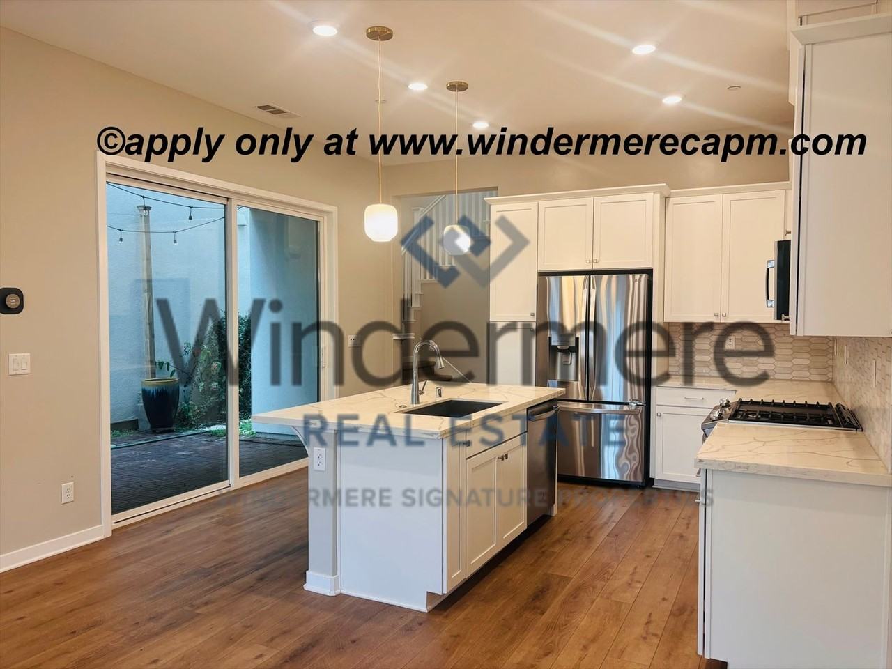 50 Fonseca St - Photo 5 of 31