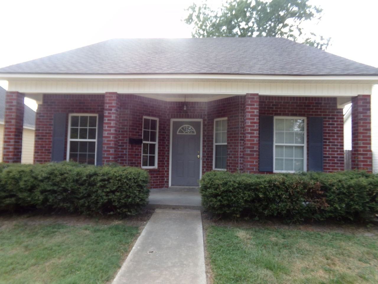 901 Cook St - Photo 2 of 20