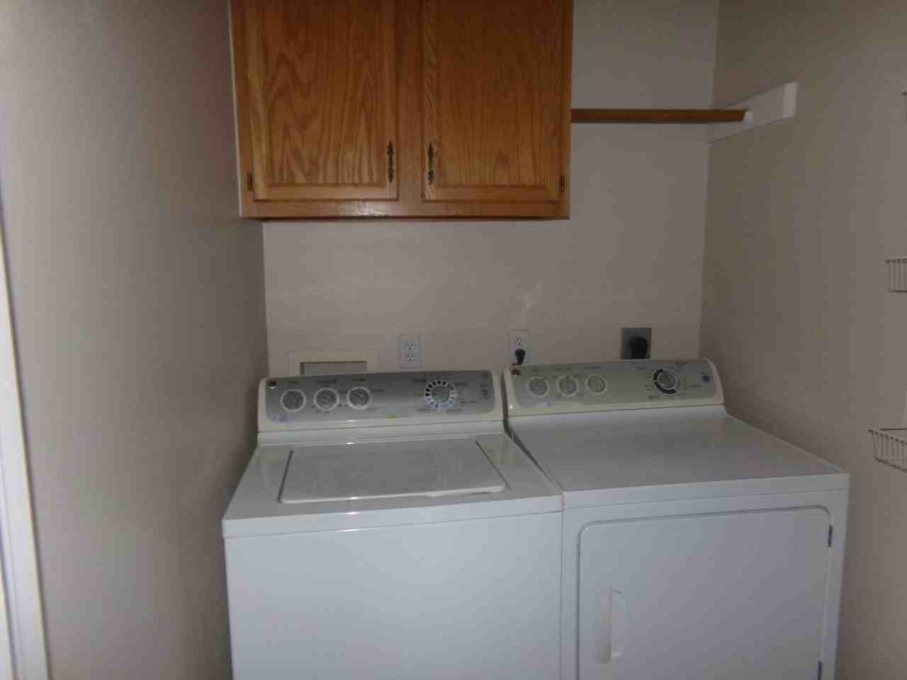 901 Cook St - Photo 7 of 20