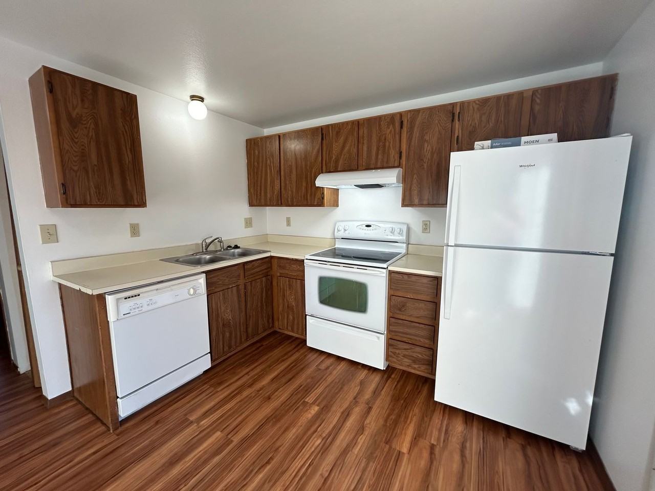 217 Glenda Dr - Photo 5 of 12