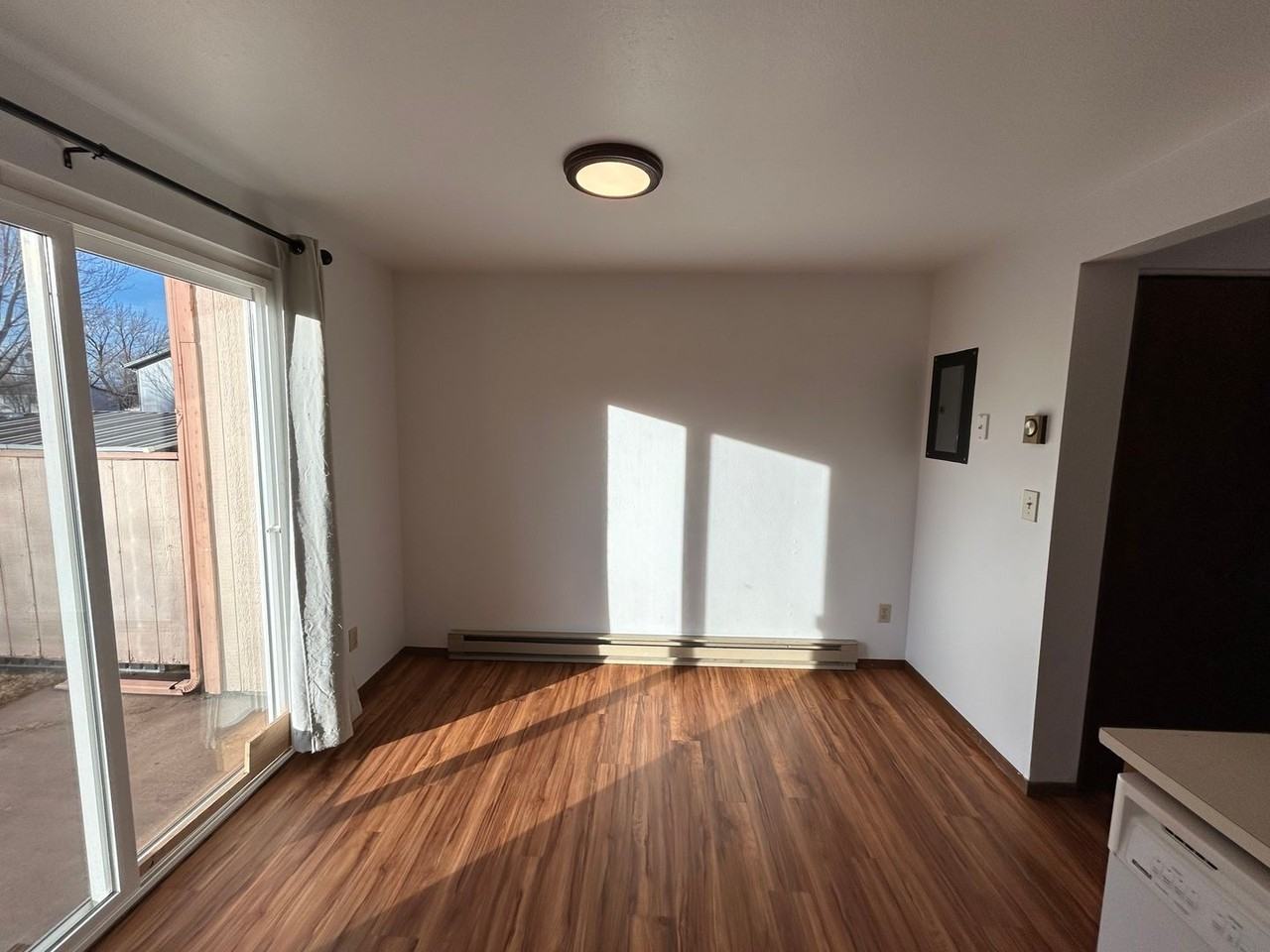 217 Glenda Dr - Photo 6 of 12