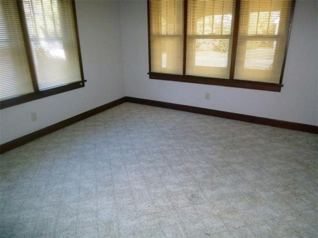 1230 N 9th St - Photo 7 of 8