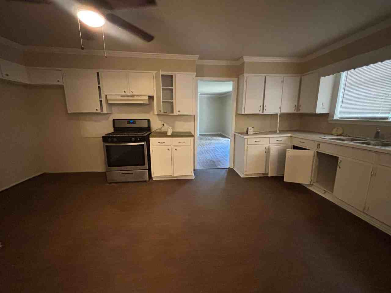 13764 Four Forks Rd - Photo 2 of 6