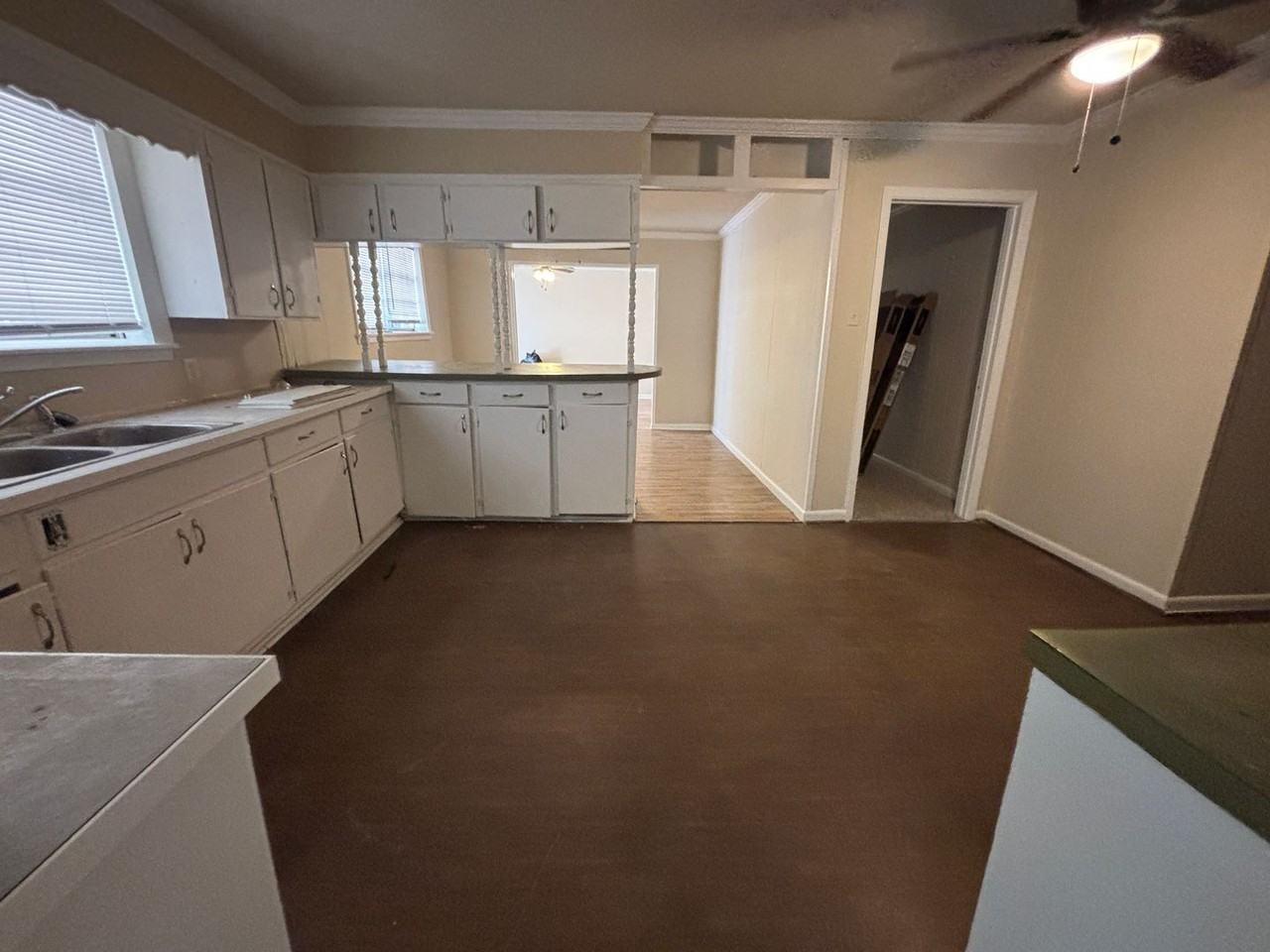 13764 Four Forks Rd - Photo 3 of 6