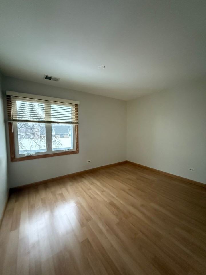 2001 Ammer Ridge Ct - Photo 3 of 5