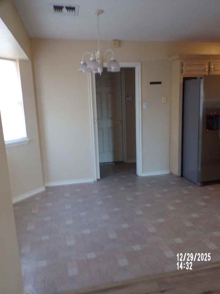 4914 Se Randolph Rd - Photo 4 of 31