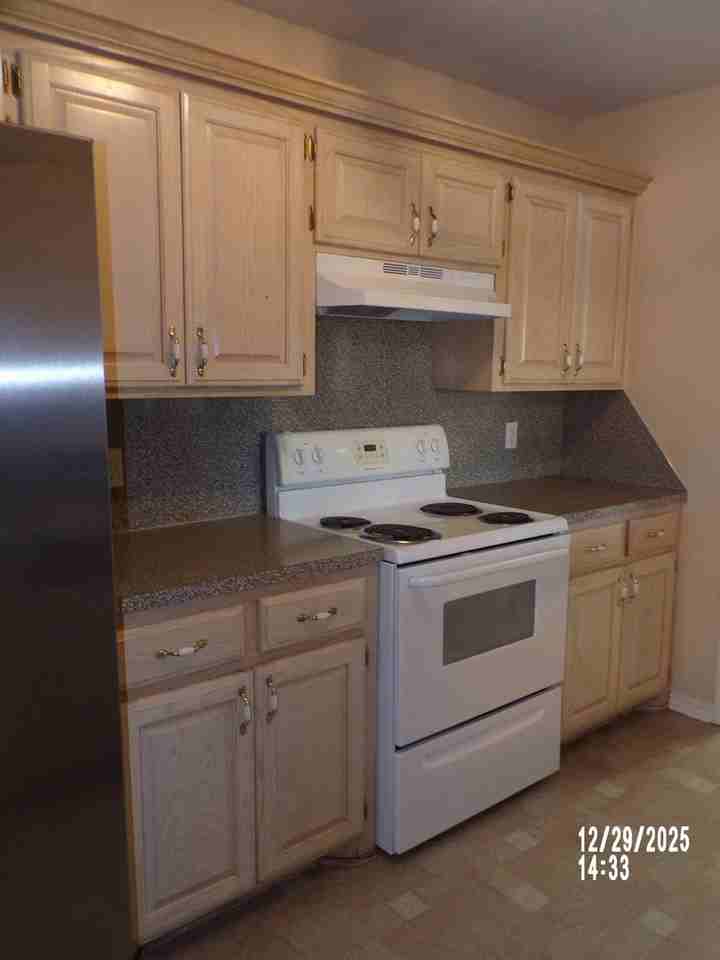 4914 Se Randolph Rd - Photo 6 of 31