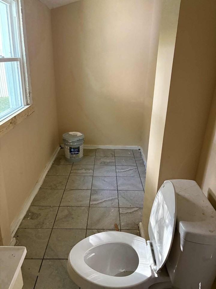 206 N Morgan St - Photo 5 of 6