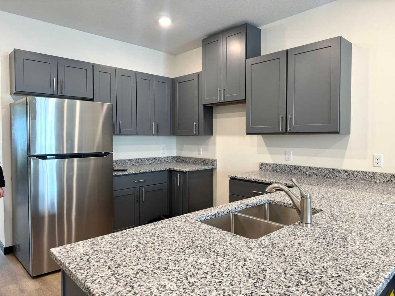 Liberty Villas Bldg. 01 - Photo 2 of 22