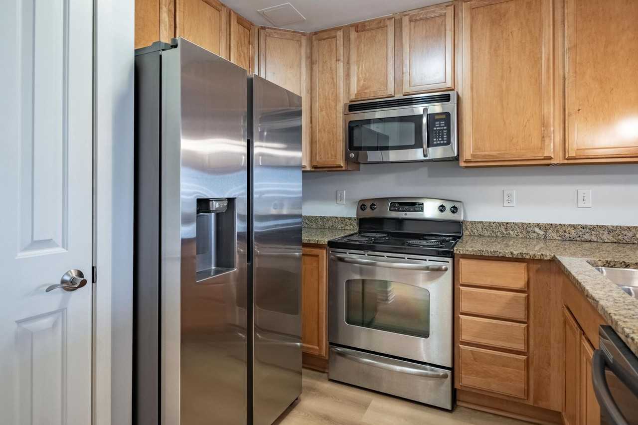 111 N Ashley St #904 - Photo 5 of 26