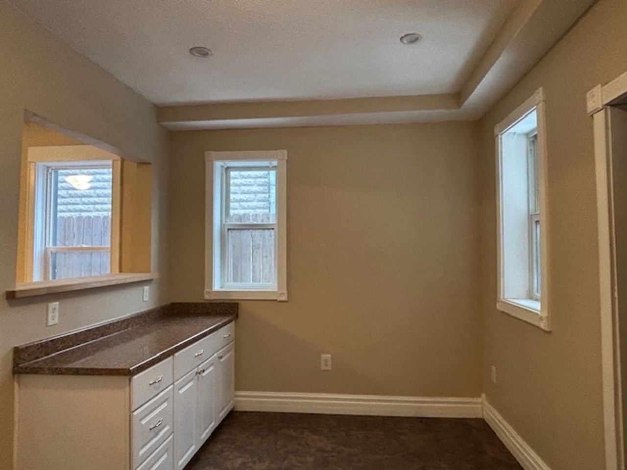 511 Minnehaha Ave E - Photo 2 of 41