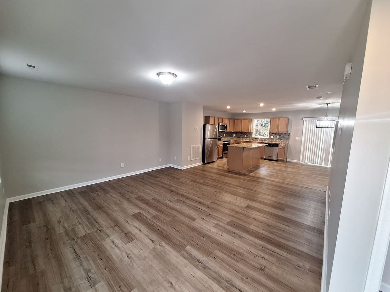 1108 Lake Village Dr - Photo 5 of 50