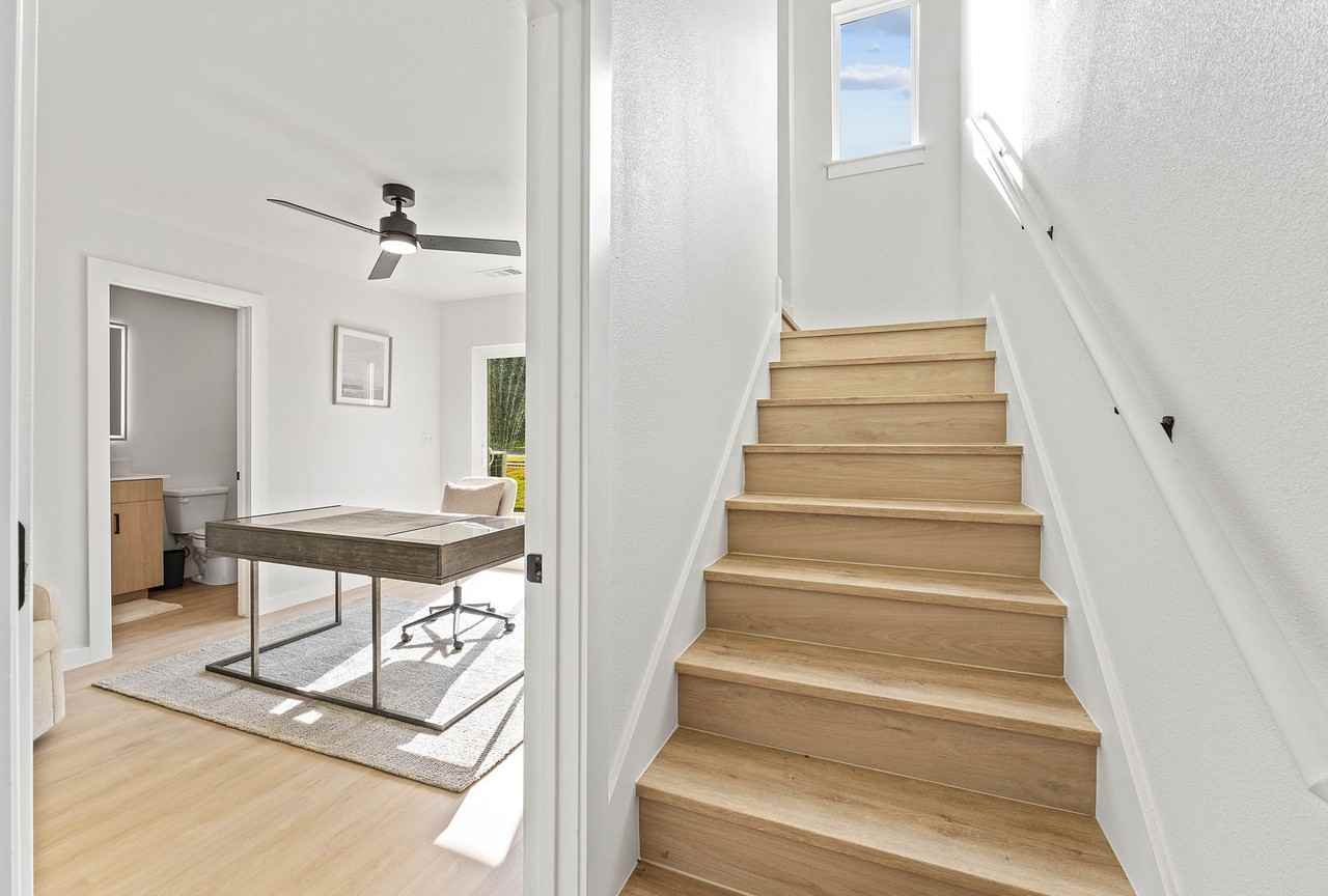 1985 S Vale Ave #104 - Photo 7 of 50