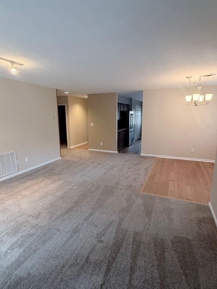 1 Cedarwood Dr - Photo 5 of 20