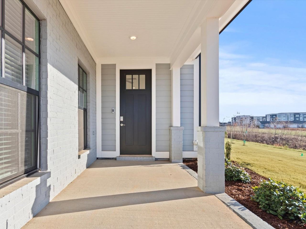 136 Moss Brook Ln - Photo 5 of 28