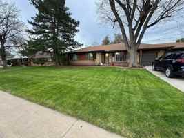 featured image of 500 Estes St