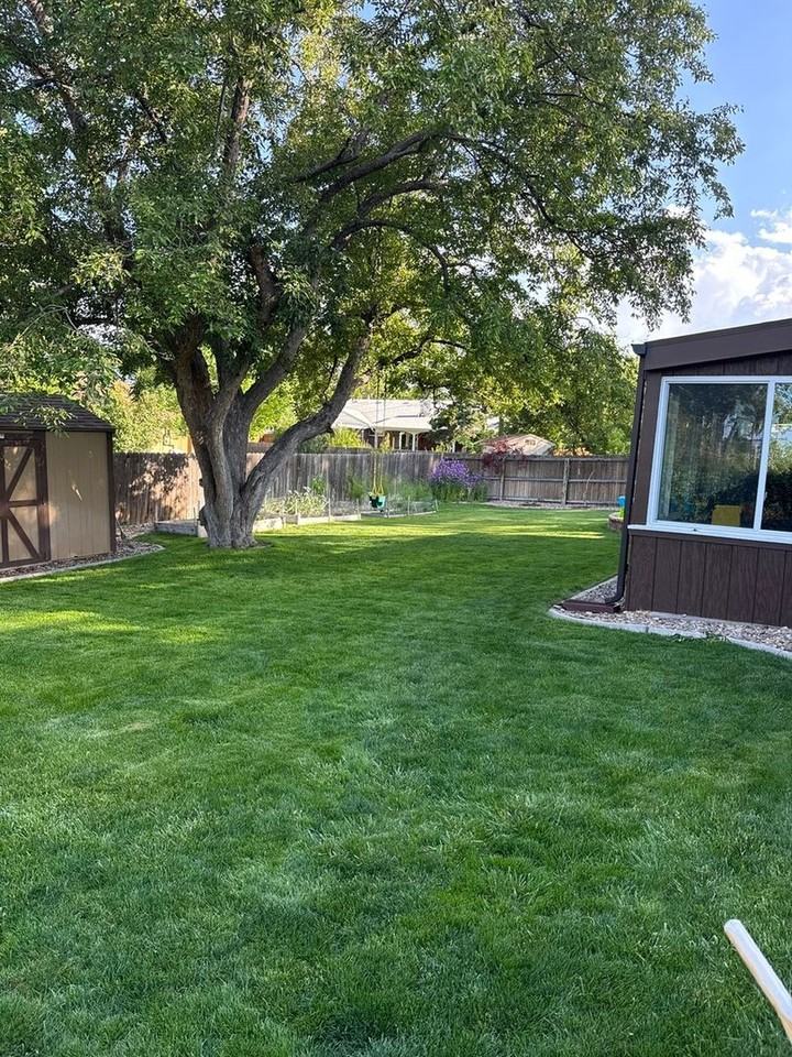 500 Estes St - Photo 5 of 35