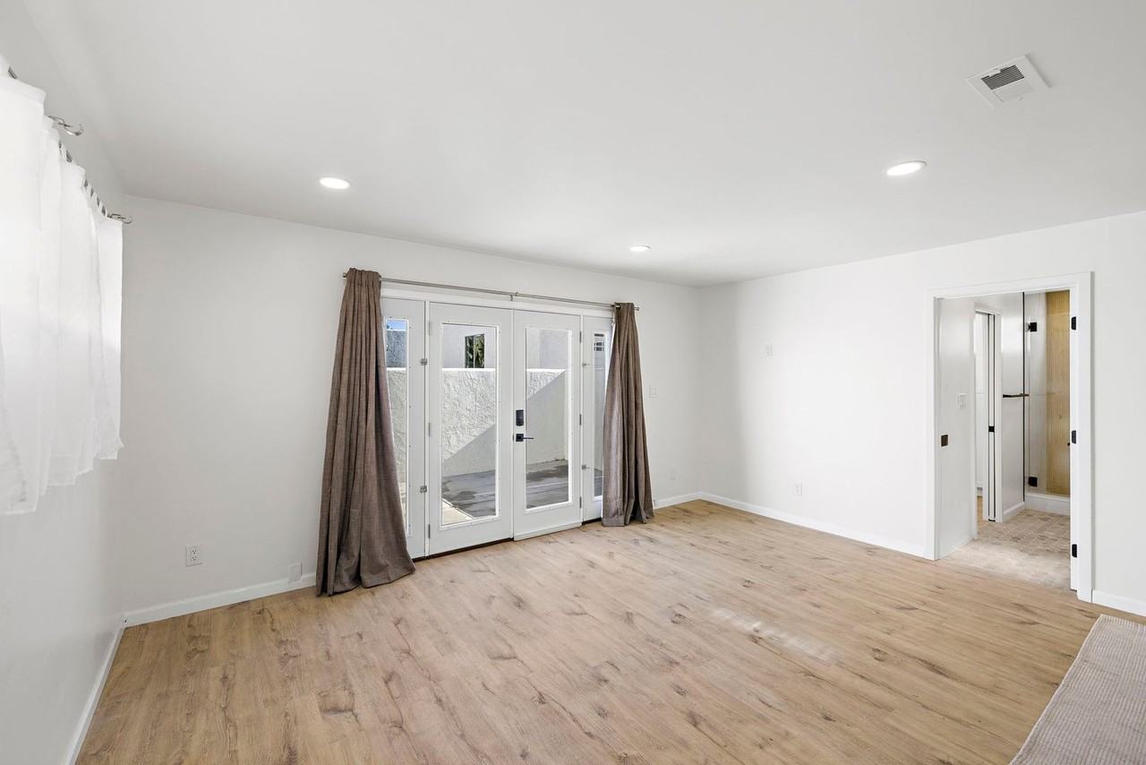 118 Avenida Santa Margarita #B - Photo 6 of 12