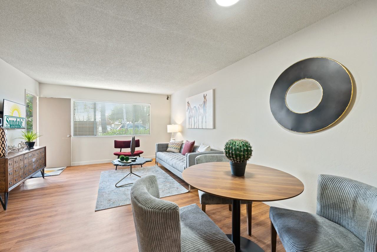 Sundale - Photo 3 of 44