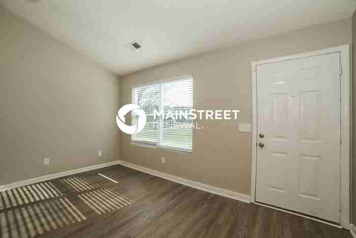 21 Grist Mill Ln - Photo 3 of 16