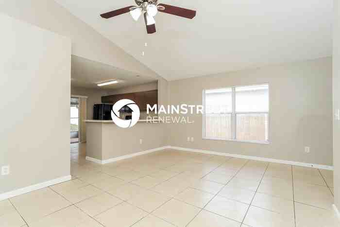 3614 Wimbledon Ln - Photo 4 of 16