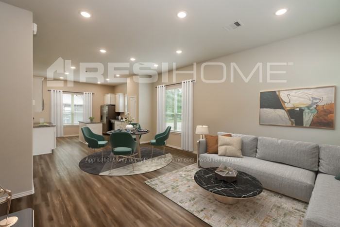 1010 Shawnee Dr - Photo 5 of 20