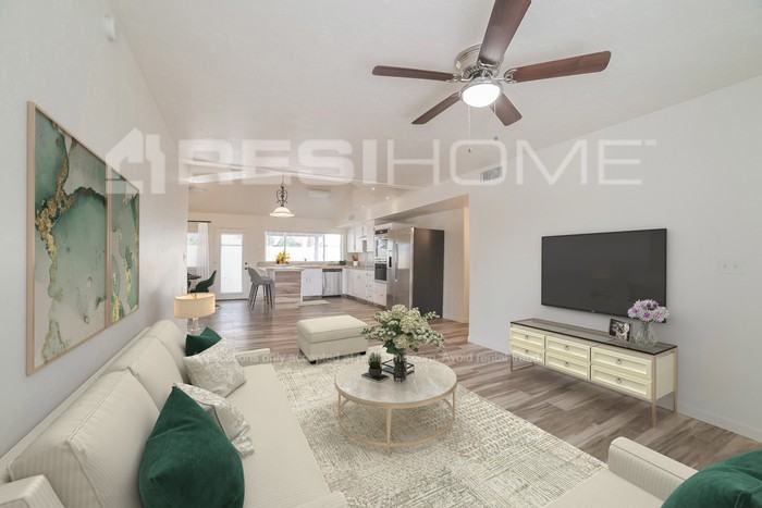 12619 N 42nd Dr - Photo 4 of 17