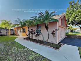 12152 Nw 35th Pl - Photo 1 of 1