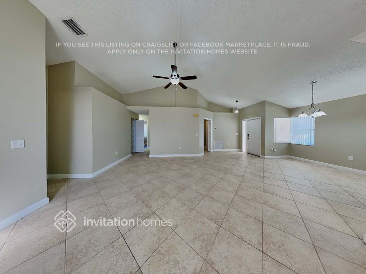 12152 Nw 35th Pl - Photo 3 of 22