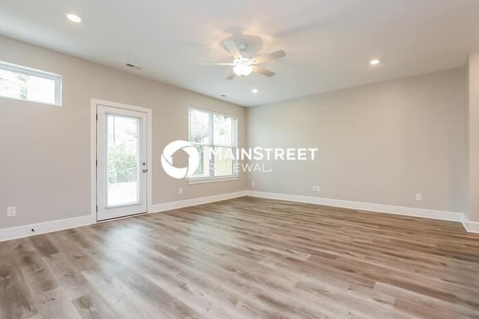 134 Noble Park Pvt Cir - Photo 3 of 18