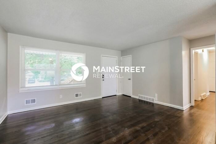 9505 Newton Ave - Photo 3 of 17