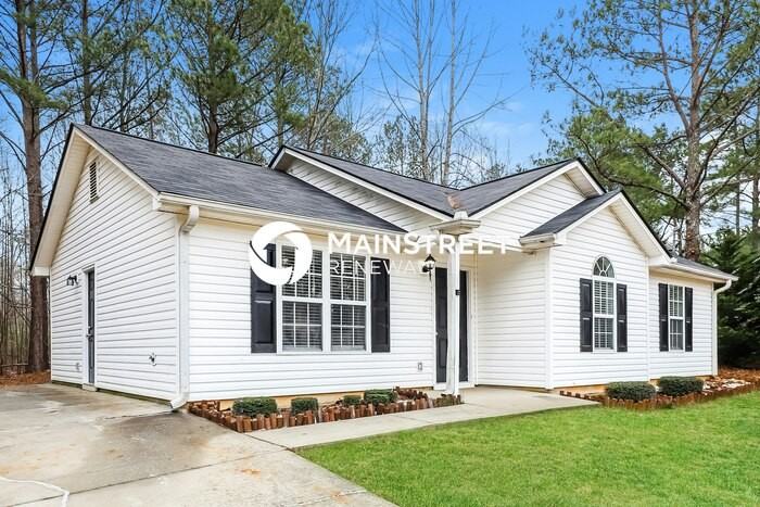 1091 Woodwind Dr - Photo 3 of 16