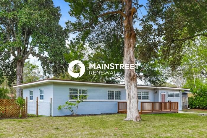 3114 Hampton Ave E - Photo 2 of 16