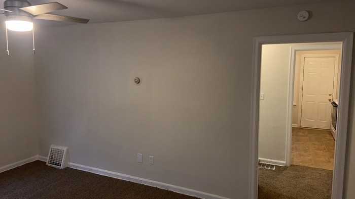 506 Middle St #A - Photo 5 of 18