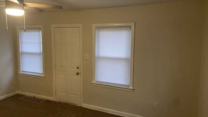 506 Middle St #A - Photo 7 of 18