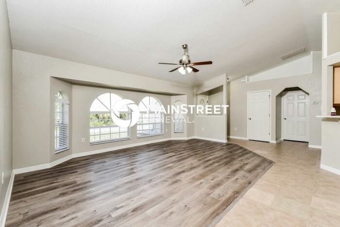 2810 Beloit Ter - Photo 3 of 16