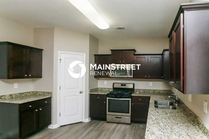 6007 Heisler St - Photo 5 of 17