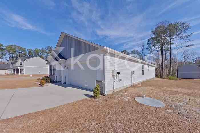 2617 Provence Dr Se - Photo 4 of 27