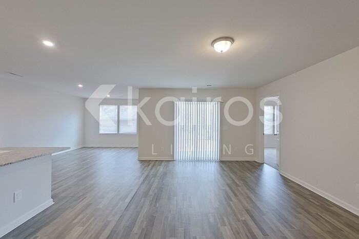 2617 Provence Dr Se - Photo 6 of 27